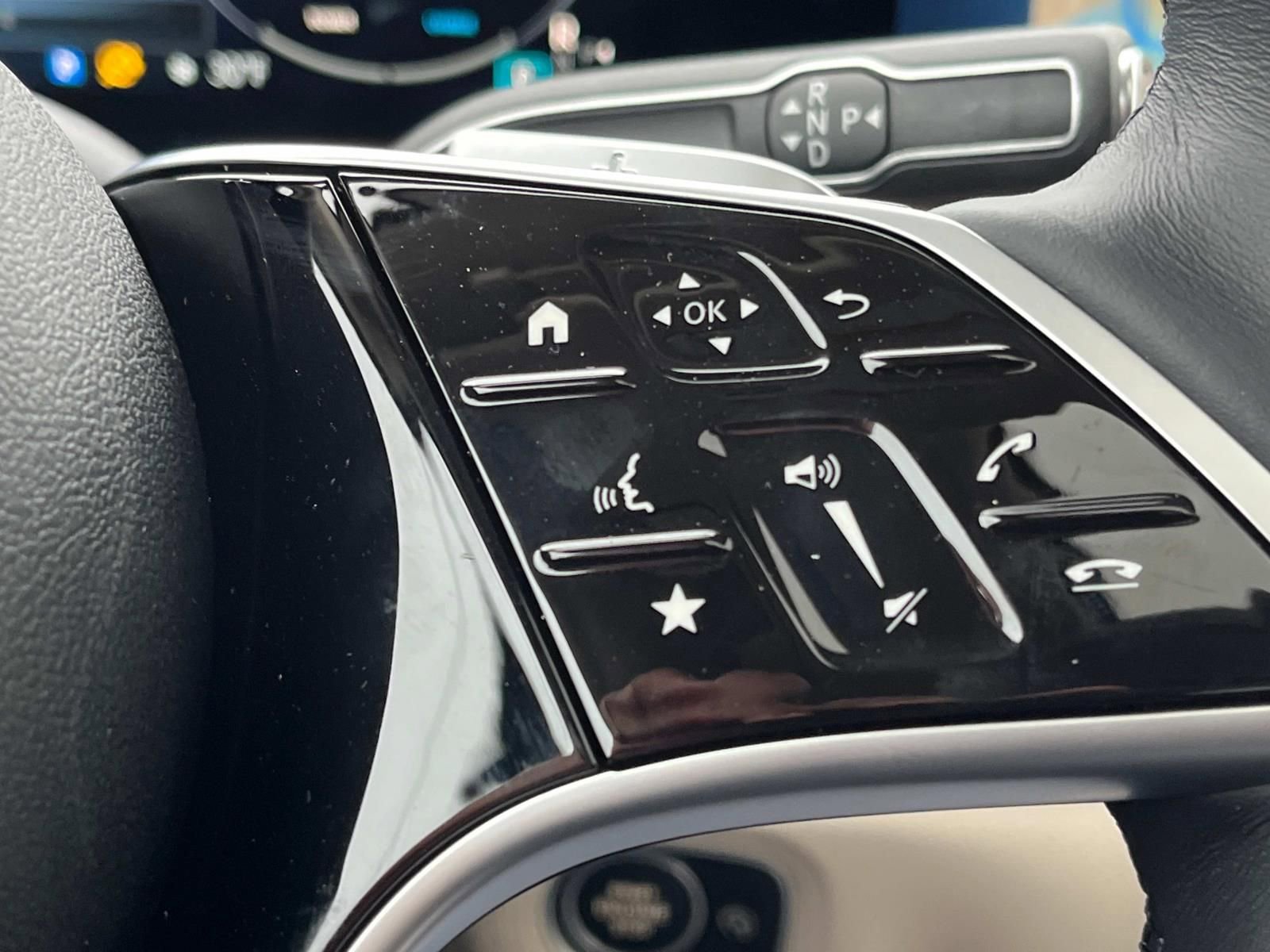 Certified 2025 Mercedes-Benz GLE 350 4MATIC image 27