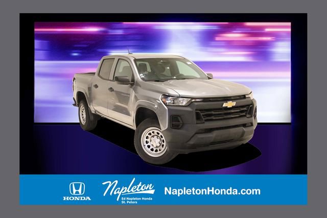 Used 2023 Chevrolet Colorado W/T image 1