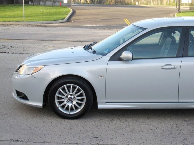 Used 2008 Saab 9-3 2.0T w/ Premium Package image 7