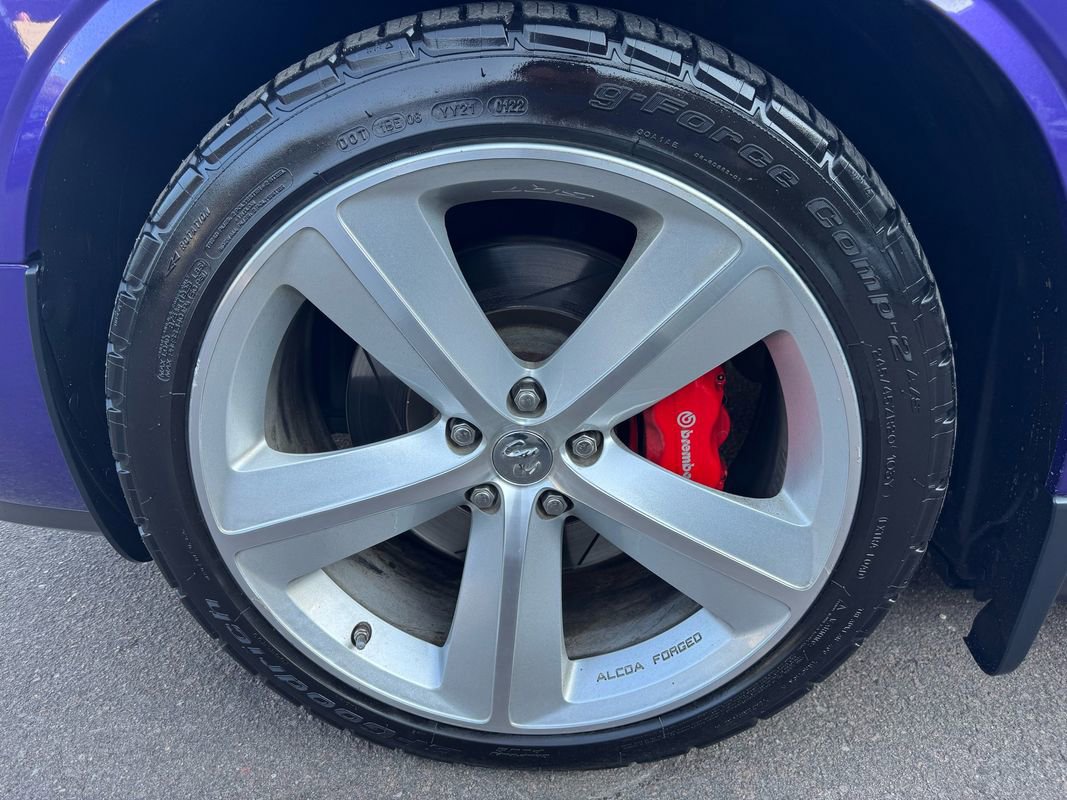 Used 2010 Dodge Challenger SRT8 w/ SRT Option Group II image 11