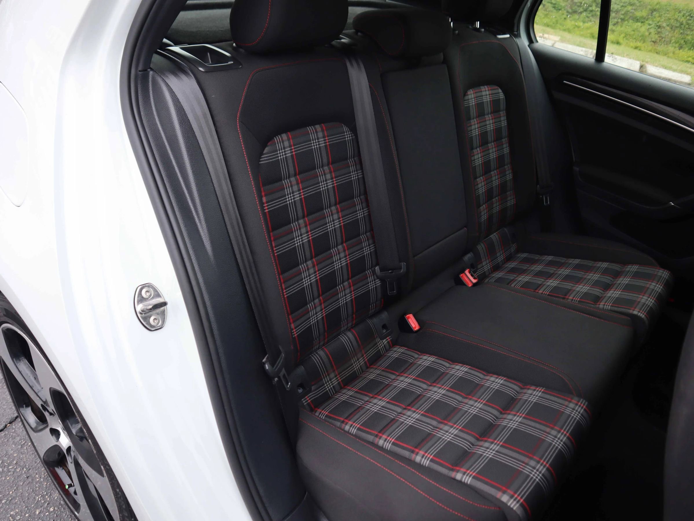 Used 2017 Volkswagen GTI S FWD image 4