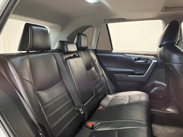 Used 2021 Toyota RAV4 XLE Premium w/ Carpet Mat Package (TMS) image 13