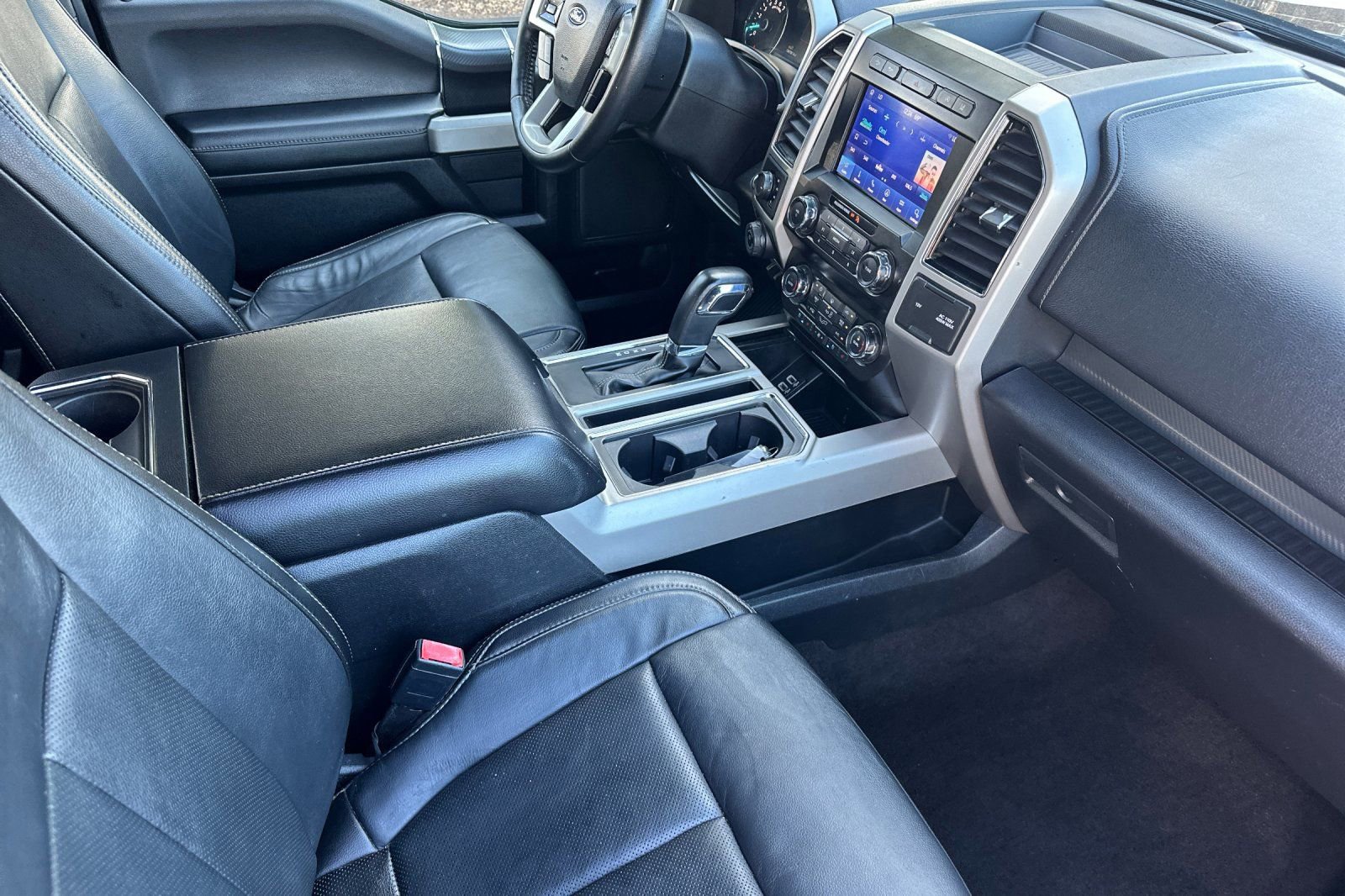Used 2020 Ford F150 Lariat AWD/4WD image 16