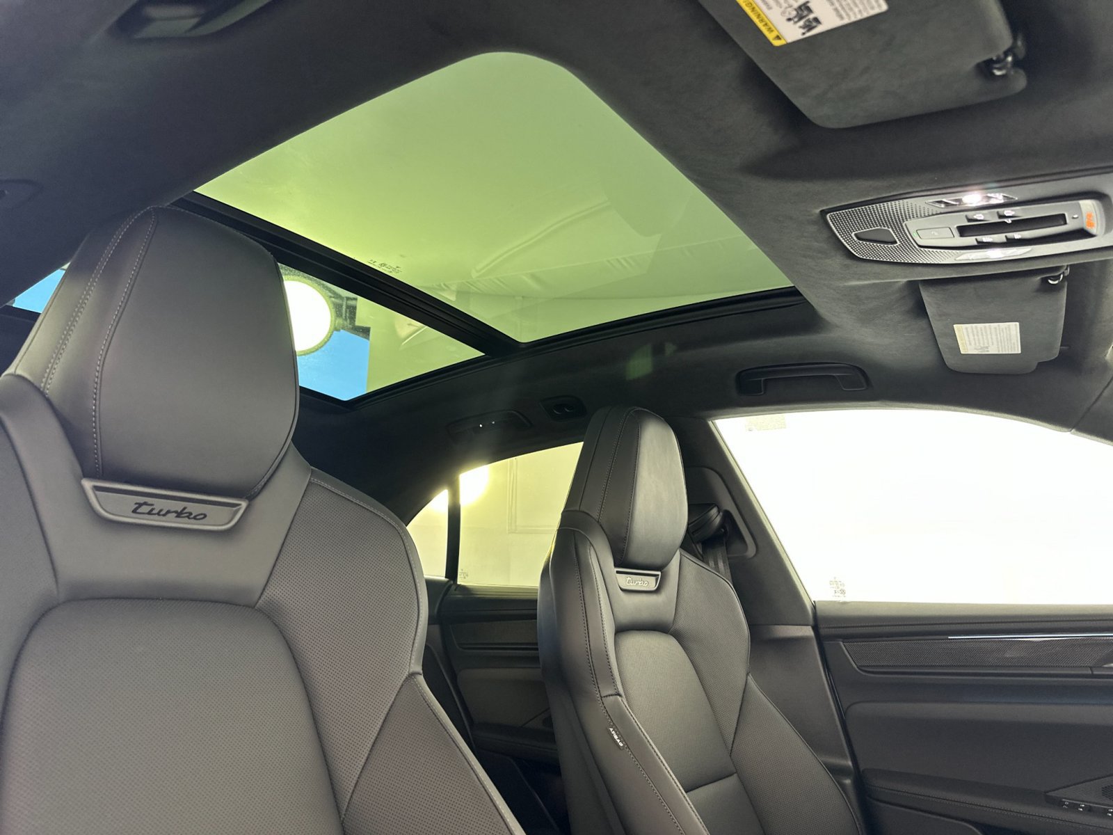 New 2026 Porsche Macan Turbo Electric AWD/4WD image 19
