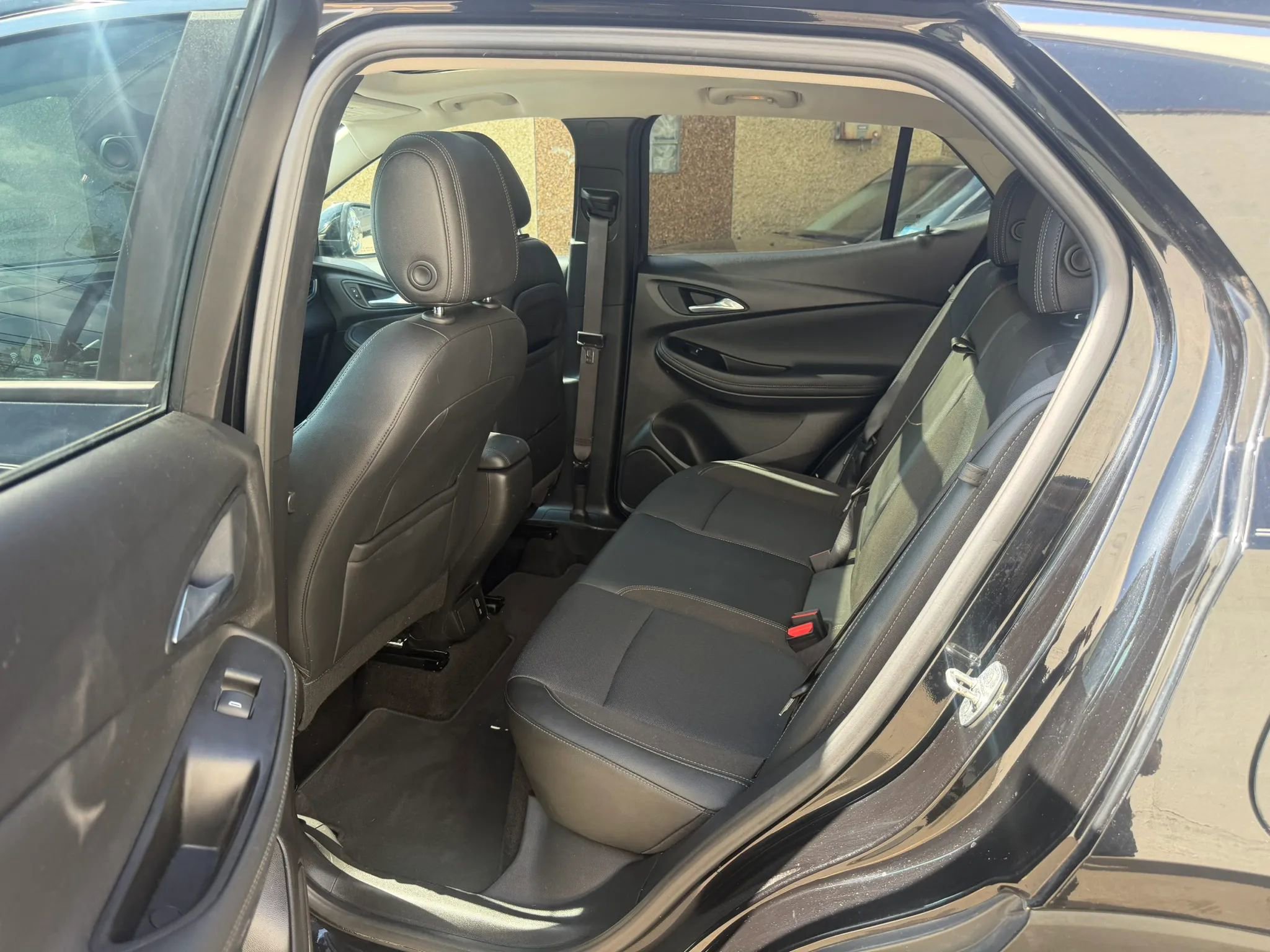 Used 2020 Buick Encore GX Select w/ Experience Buick Package FWD image 28