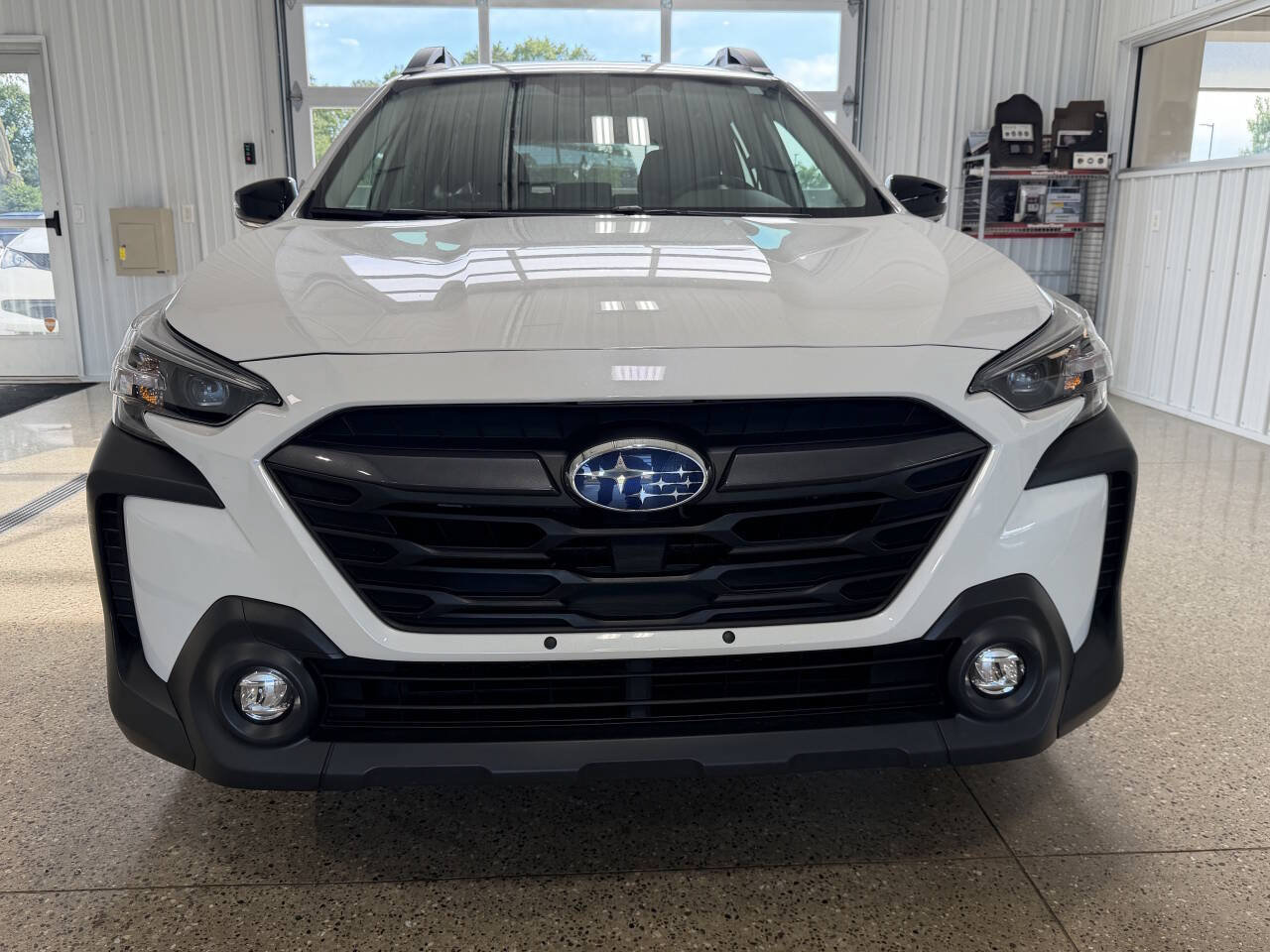Used 2023 Subaru Outback Premium AWD/4WD image 21
