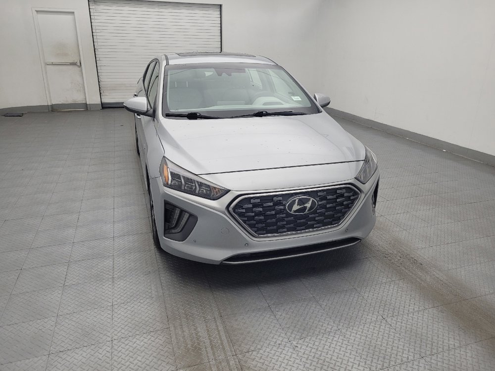 Used 2020 Hyundai Ioniq Limited FWD image 14