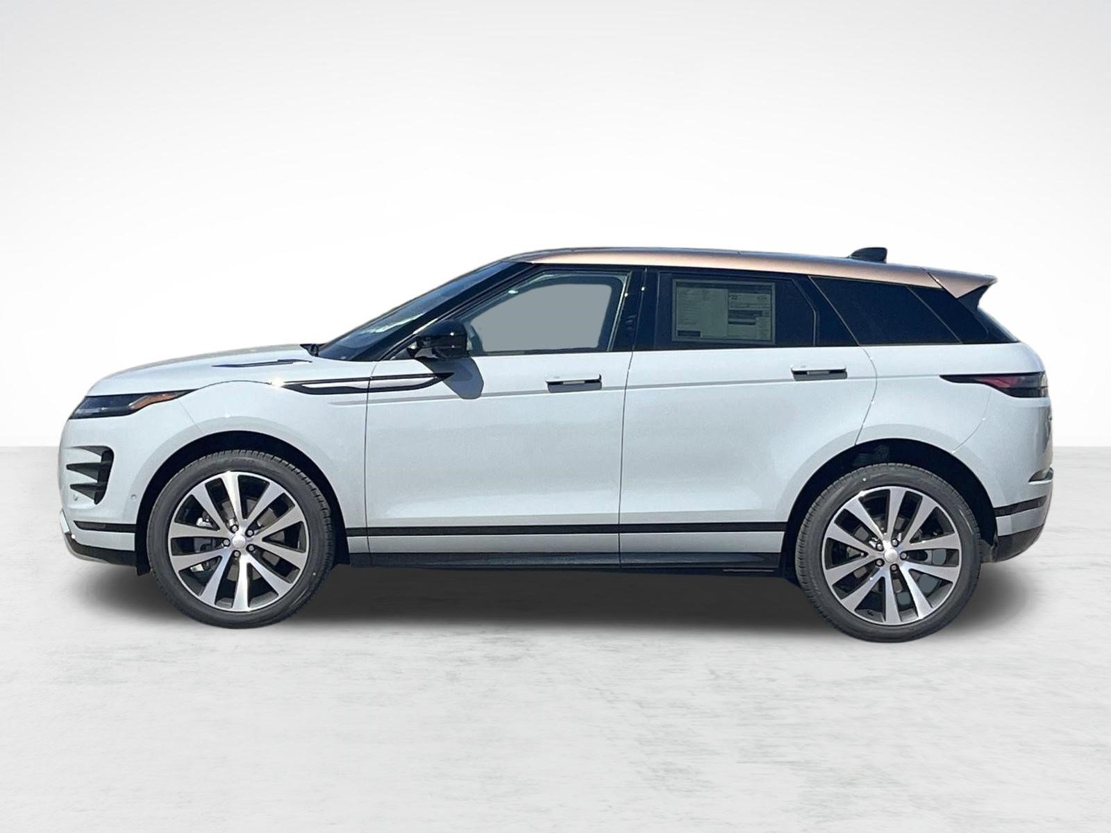 Used 2026 Land Rover Range Rover Evoque Dynamic SE AWD/4WD image 2