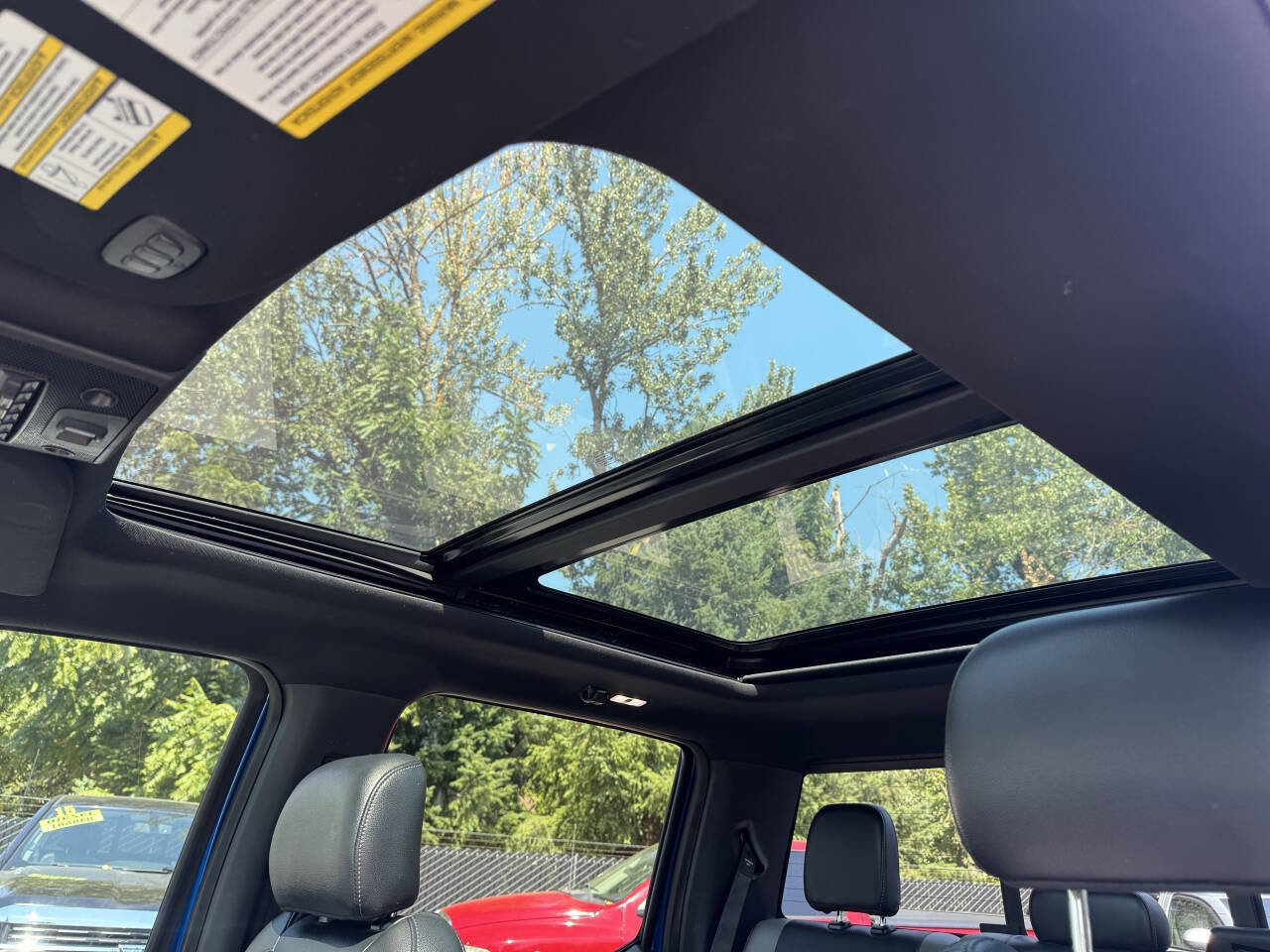Used 2018 Ford F150 Raptor w/ Equipment Group 802A Luxury image 11