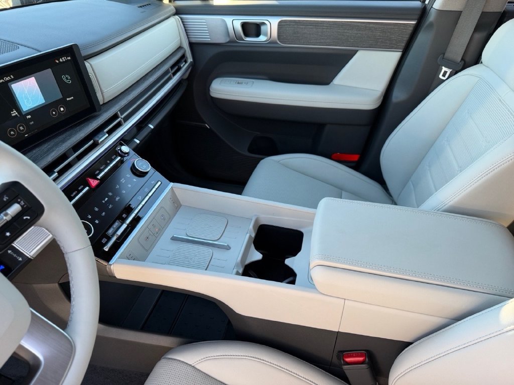 New 2027 Hyundai Santa Fe Limited AWD/4WD image 12