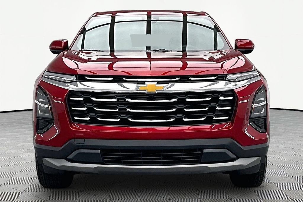 Used 2026 Chevrolet Equinox LT AWD/4WD image 3