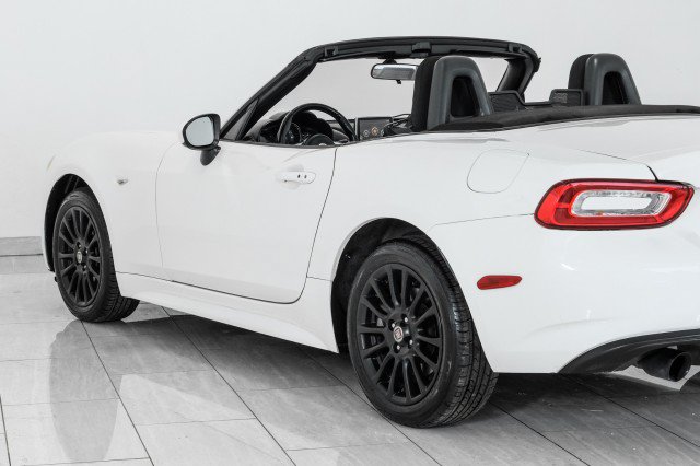 Used 2017 FIAT 124 Spider Classica RWD image 50