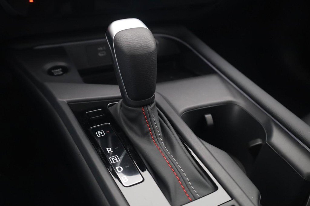 New 2026 Nissan Sentra SR w/ SR Premium Package FWD image 19