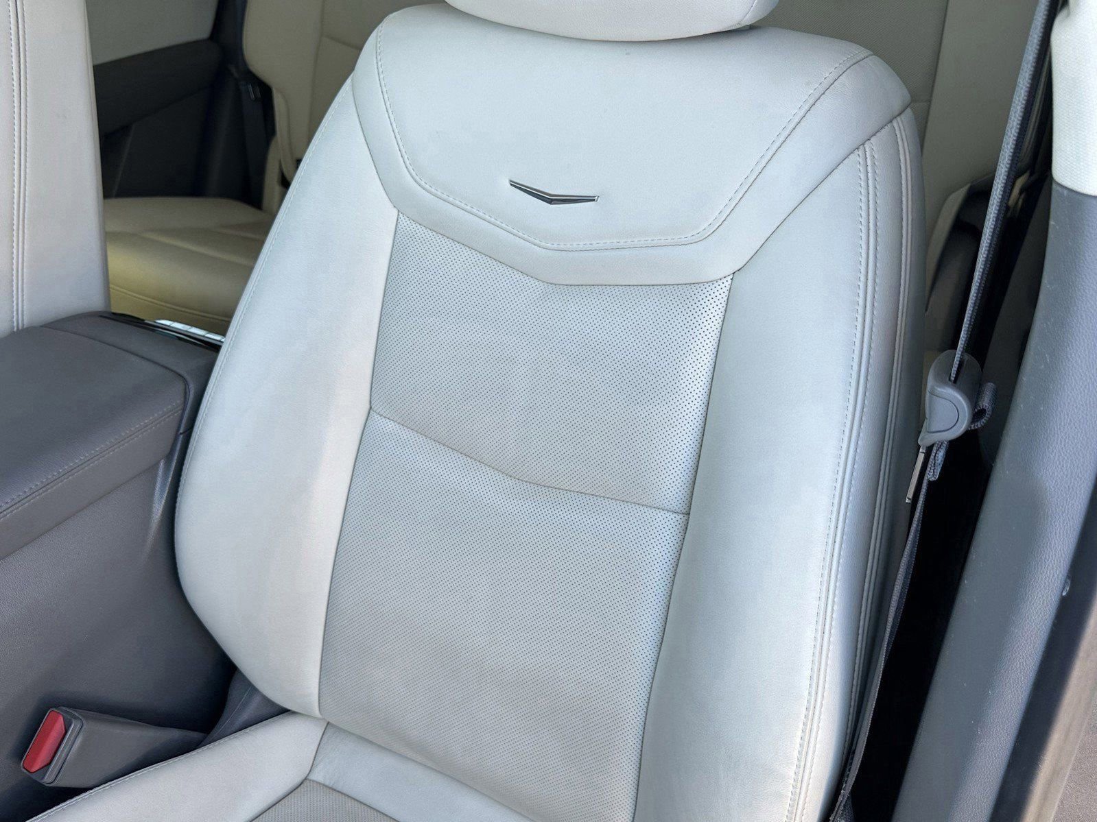 Used 2021 Cadillac XT5 Premium Luxury image 25