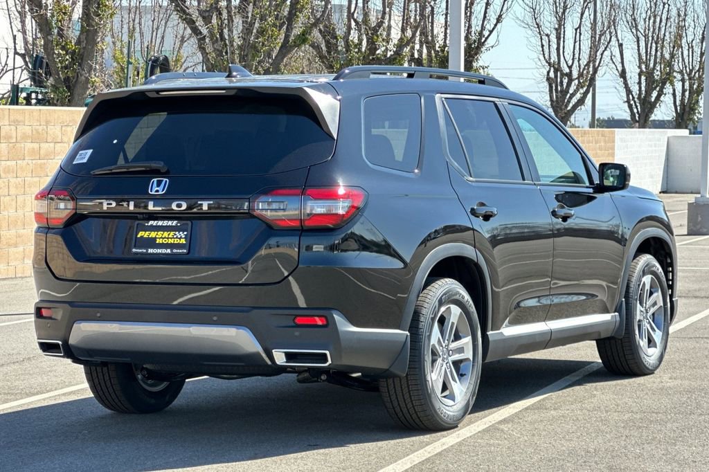 New 2026 Honda Pilot EX-L image 3
