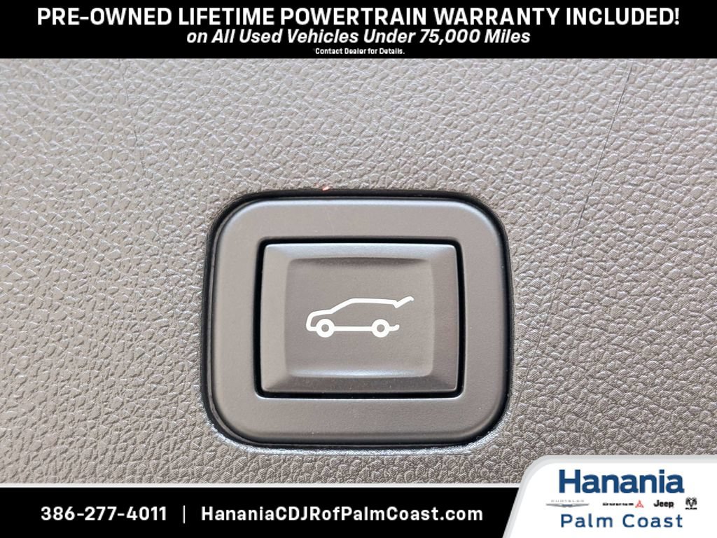 Used 2024 Chevrolet Tahoe Z71 w/ Z71 Off-Road Package AWD/4WD image 13