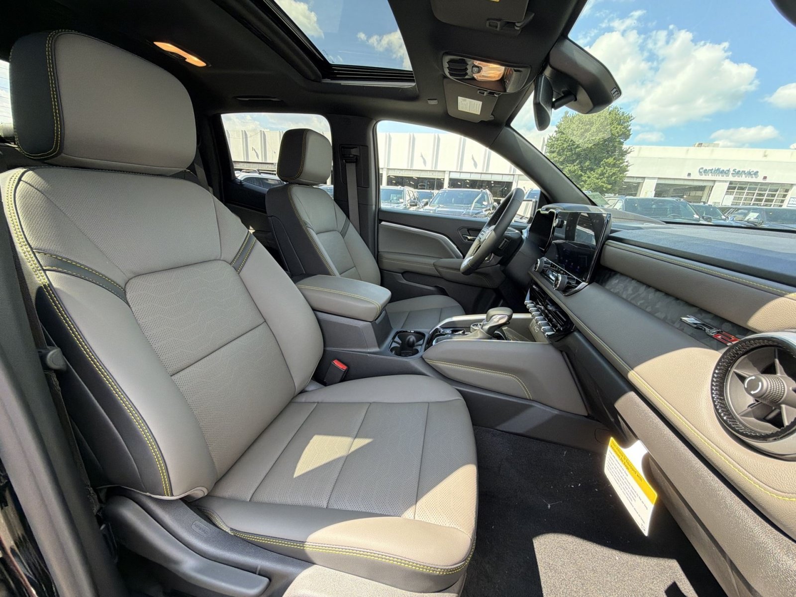 New 2026 Chevrolet Colorado ZR2 w/ Technology Package AWD/4WD image 28