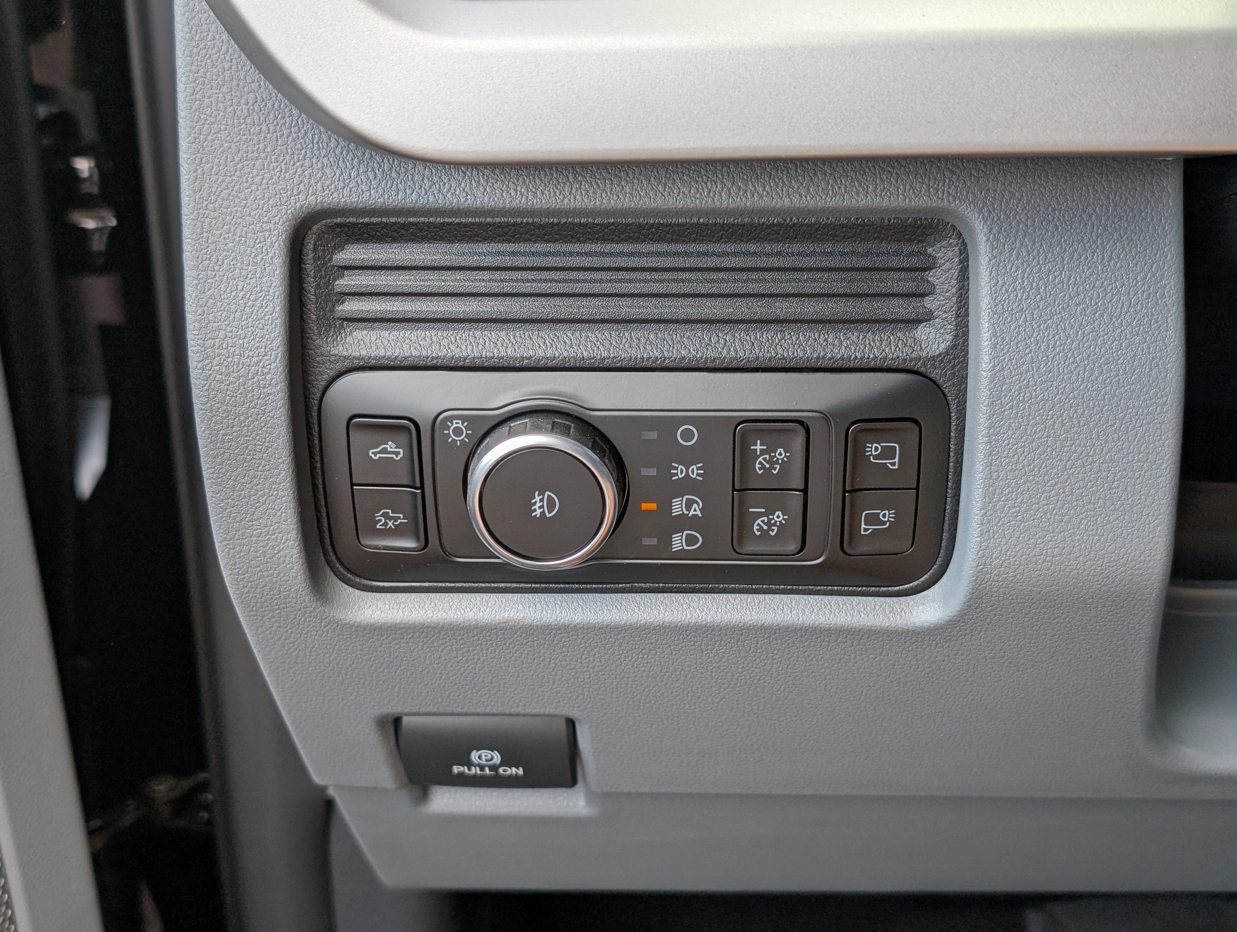 New 2026 Ford F250 XLT w/ XLT Premium Package image 20