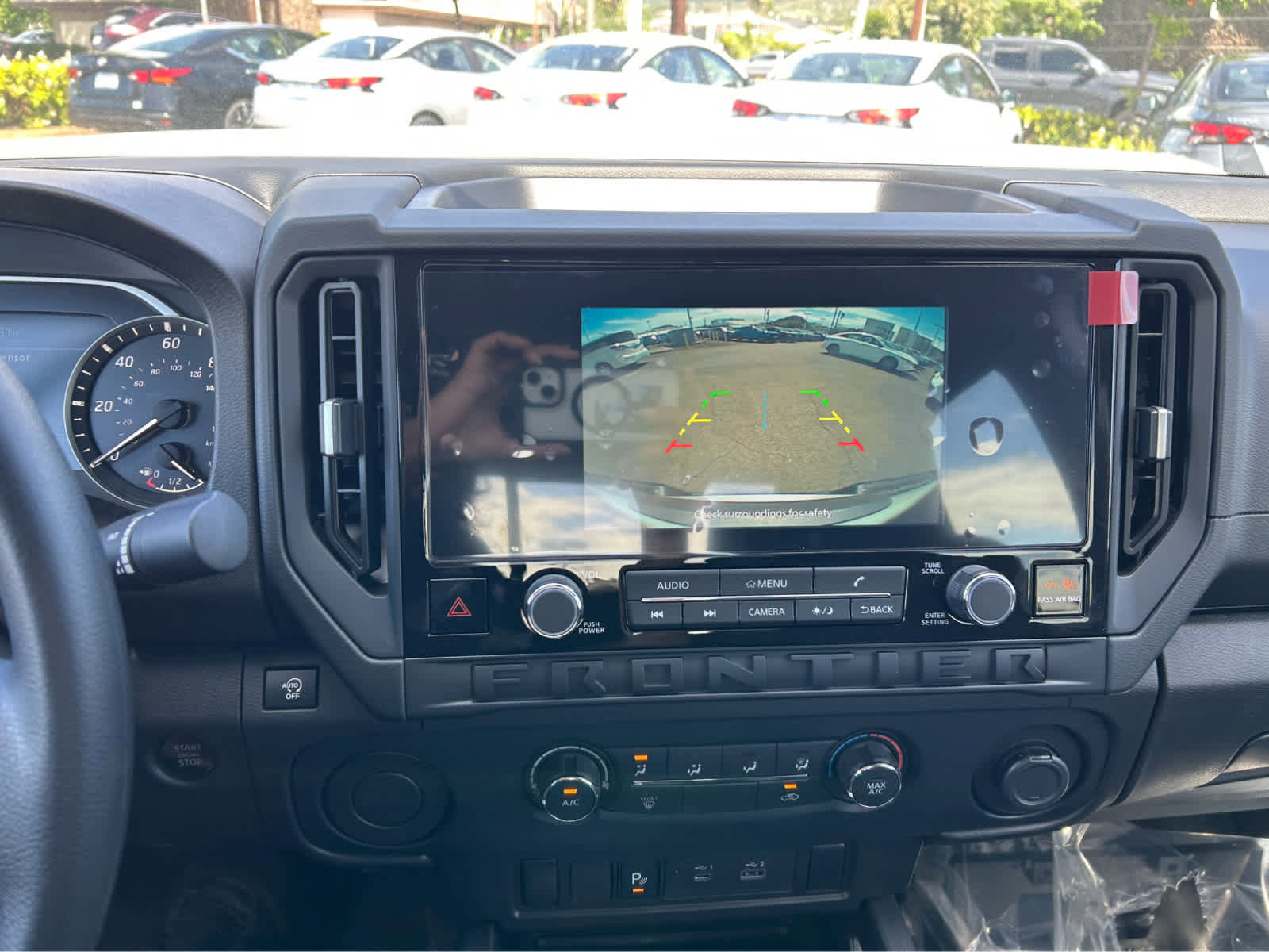 New 2026 Nissan Frontier S image 8