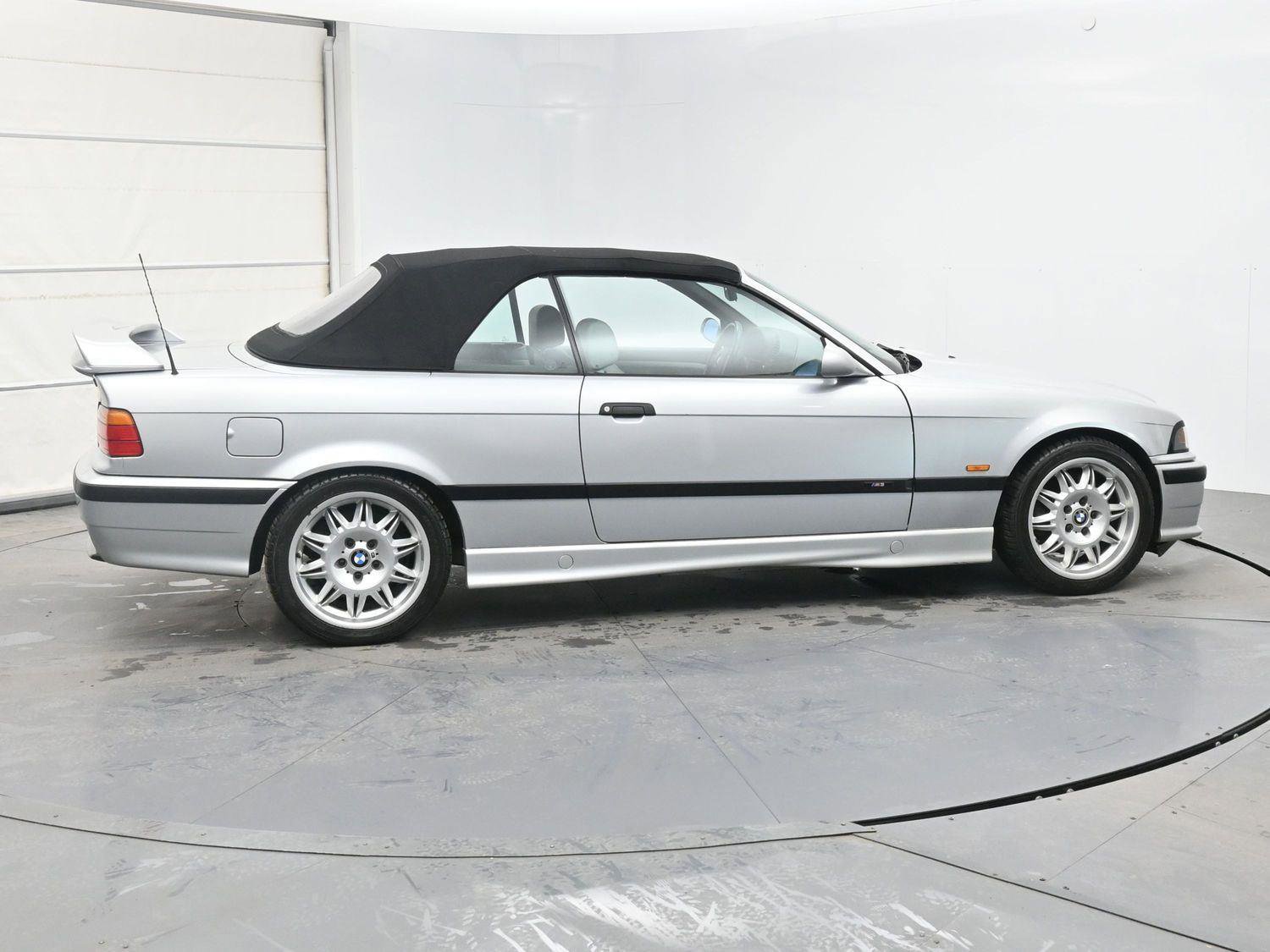 Used 1999 BMW M3 Convertible image 28