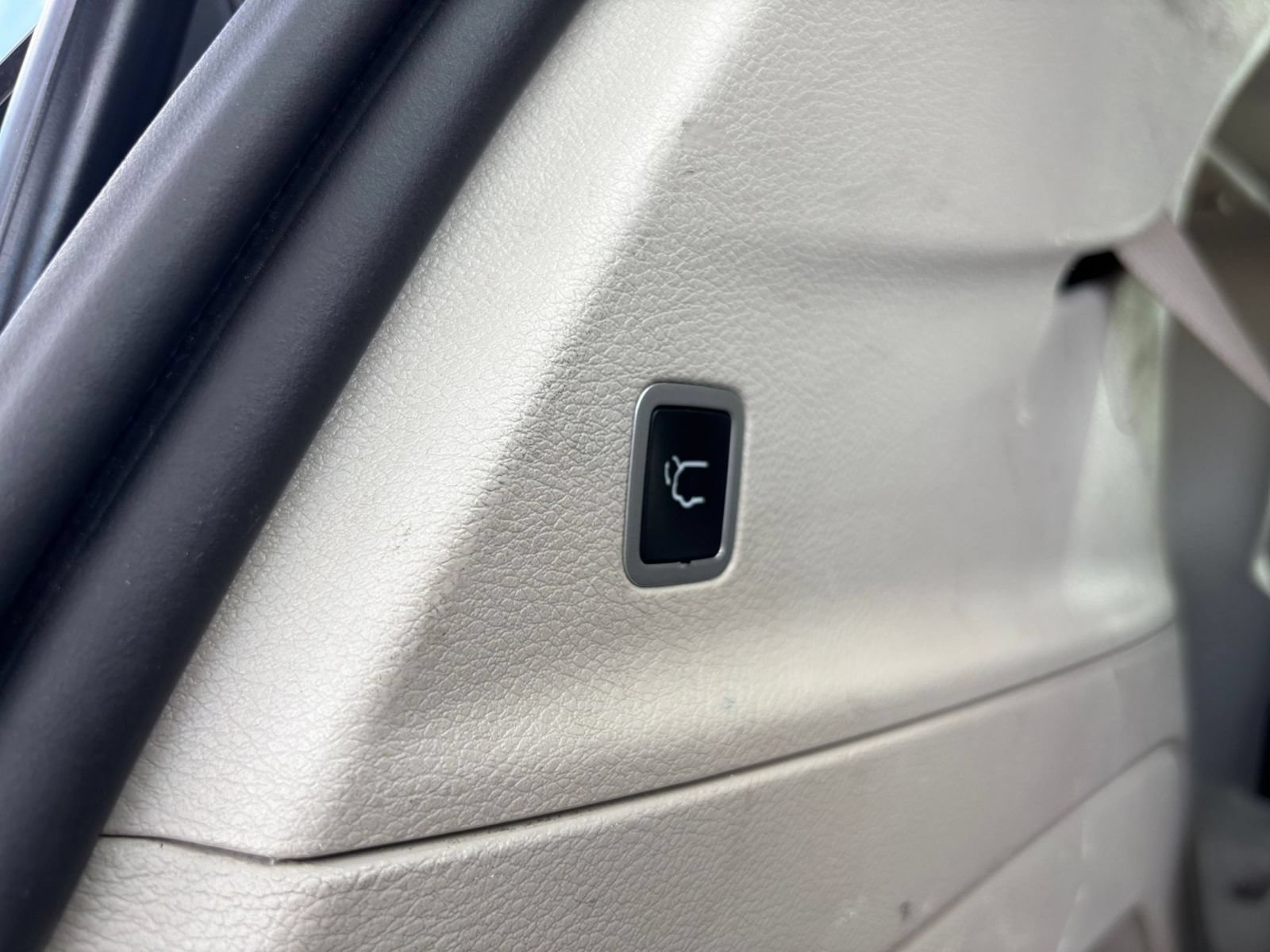 Used 2022 Chrysler Pacifica Touring-L FWD image 22