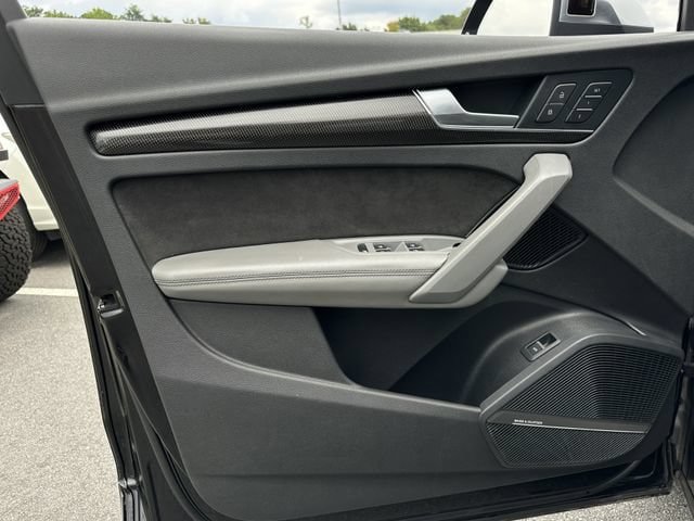 Used 2018 Audi SQ5 Premium Plus w/ S Sport Package AWD/4WD image 10