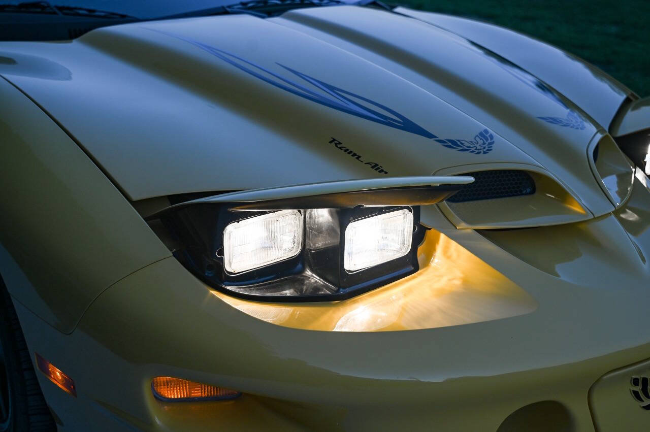 Used 2002 Pontiac Firebird Trans Am RWD image 76