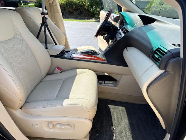 Used 2012 Lexus RX 450h AWD w/ Premium Pkg image 28
