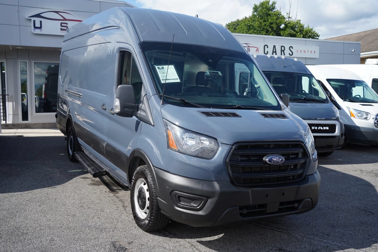 Used 2020 Ford Transit 250 148 High Roof Extended RWD image 8