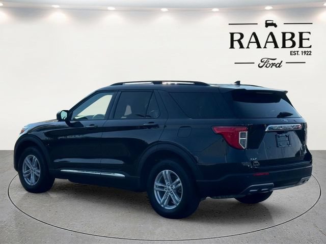 Used 2024 Ford Explorer XLT w/ Equipment Group 202A AWD/4WD image 5