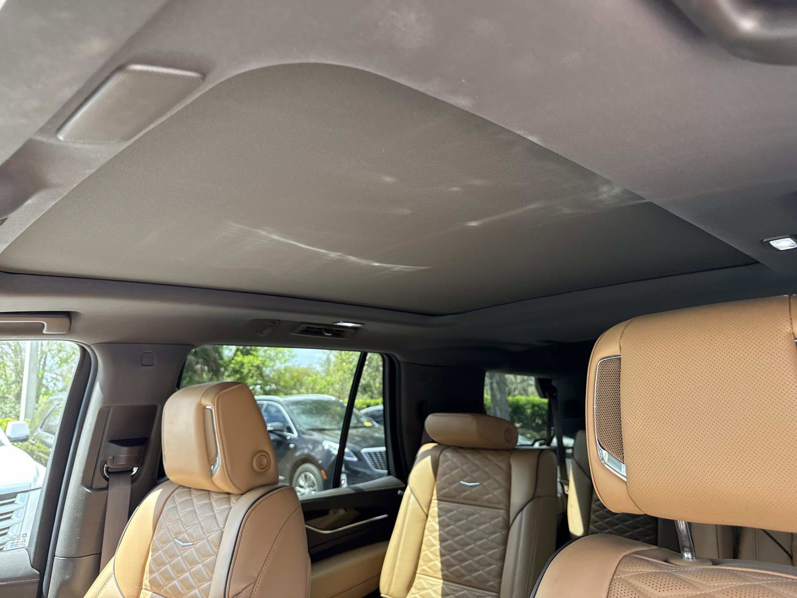 Certified 2023 Cadillac Escalade Premium Luxury image 23
