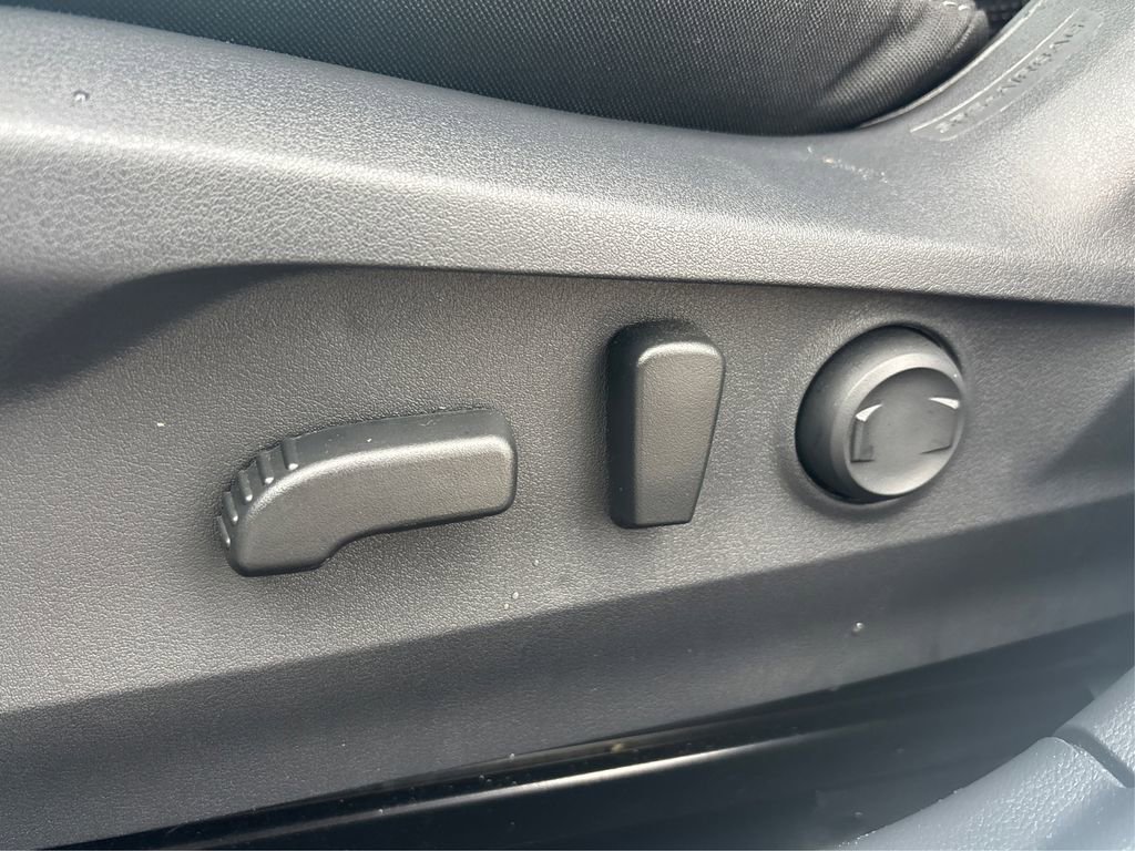 Used 2023 Subaru Outback Premium image 36