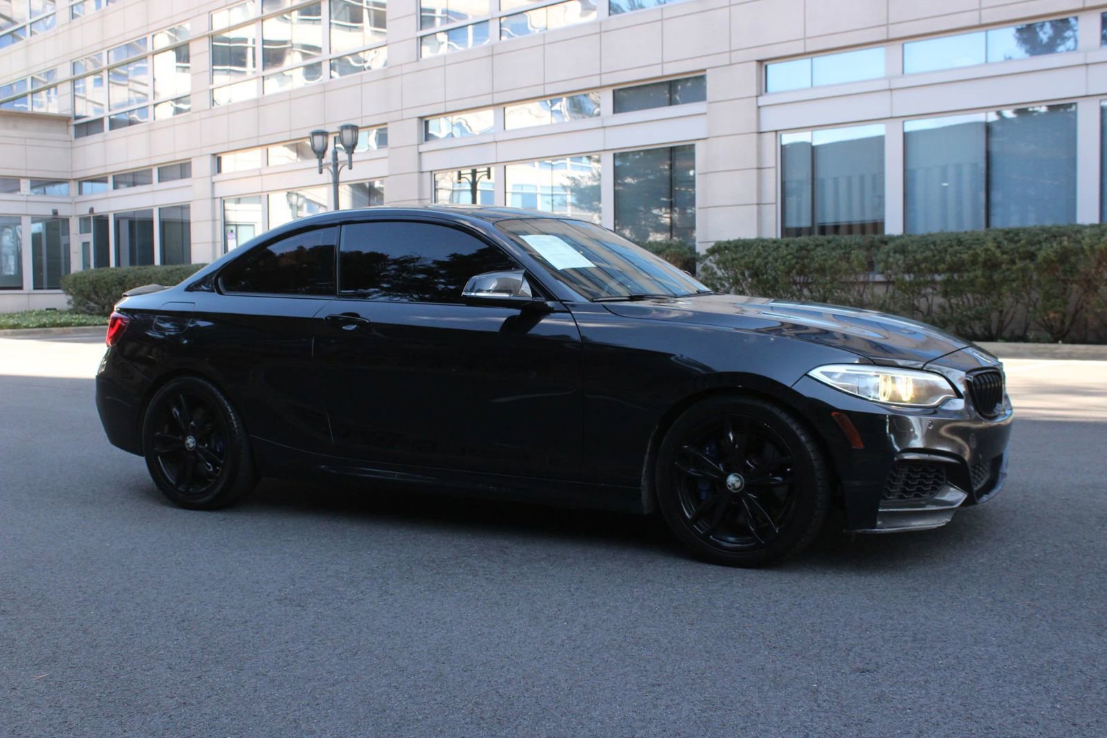 Used 2015 BMW M235i xDrive Coupe AWD/4WD image 2