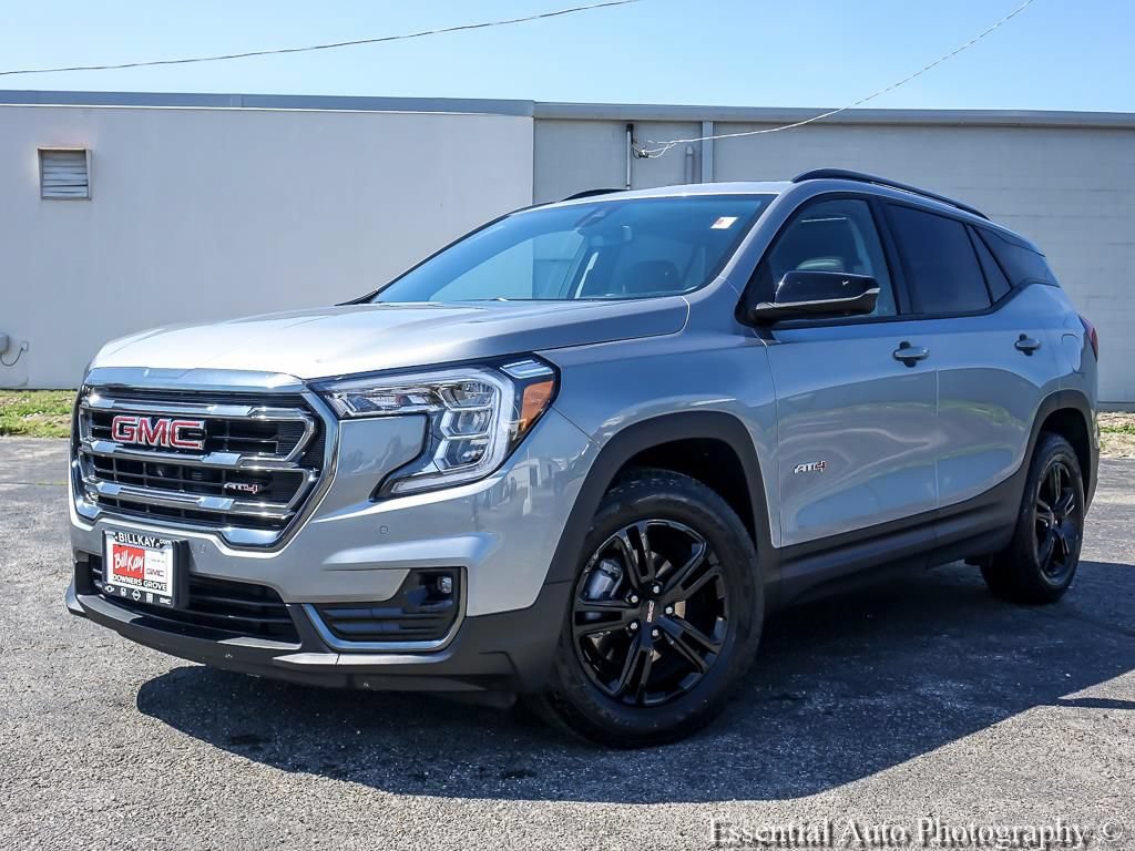 Used 2024 GMC Terrain AT4 w/ Infotainment Package II AWD/4WD image 2