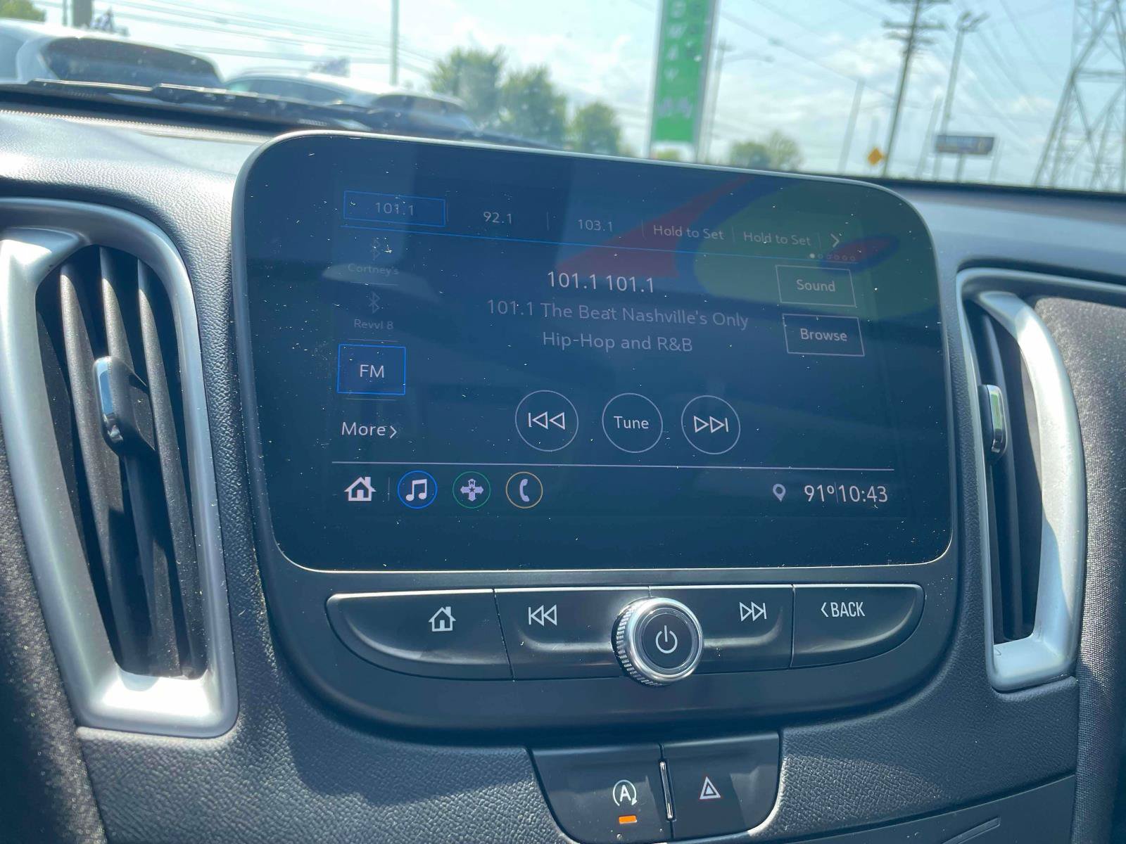 Used 2020 Chevrolet Malibu LS FWD image 16