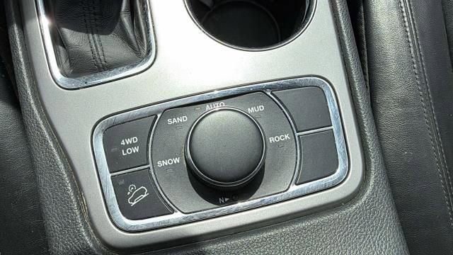 Used 2018 Jeep Grand Cherokee Limited AWD/4WD image 25