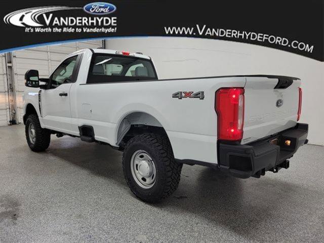 New 2026 Ford F250 XL image 4