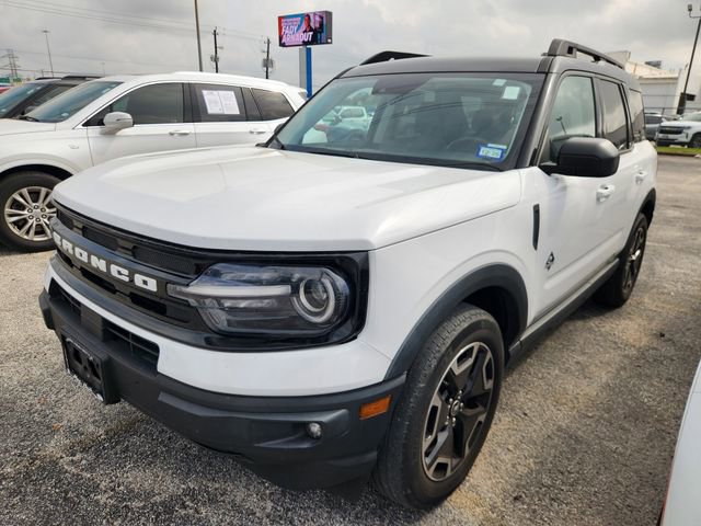 Used 2023 Ford Bronco Sport Outer Banks w/ Tech Package image 3