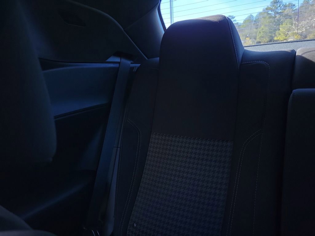 Used 2020 Dodge Challenger SXT image 30