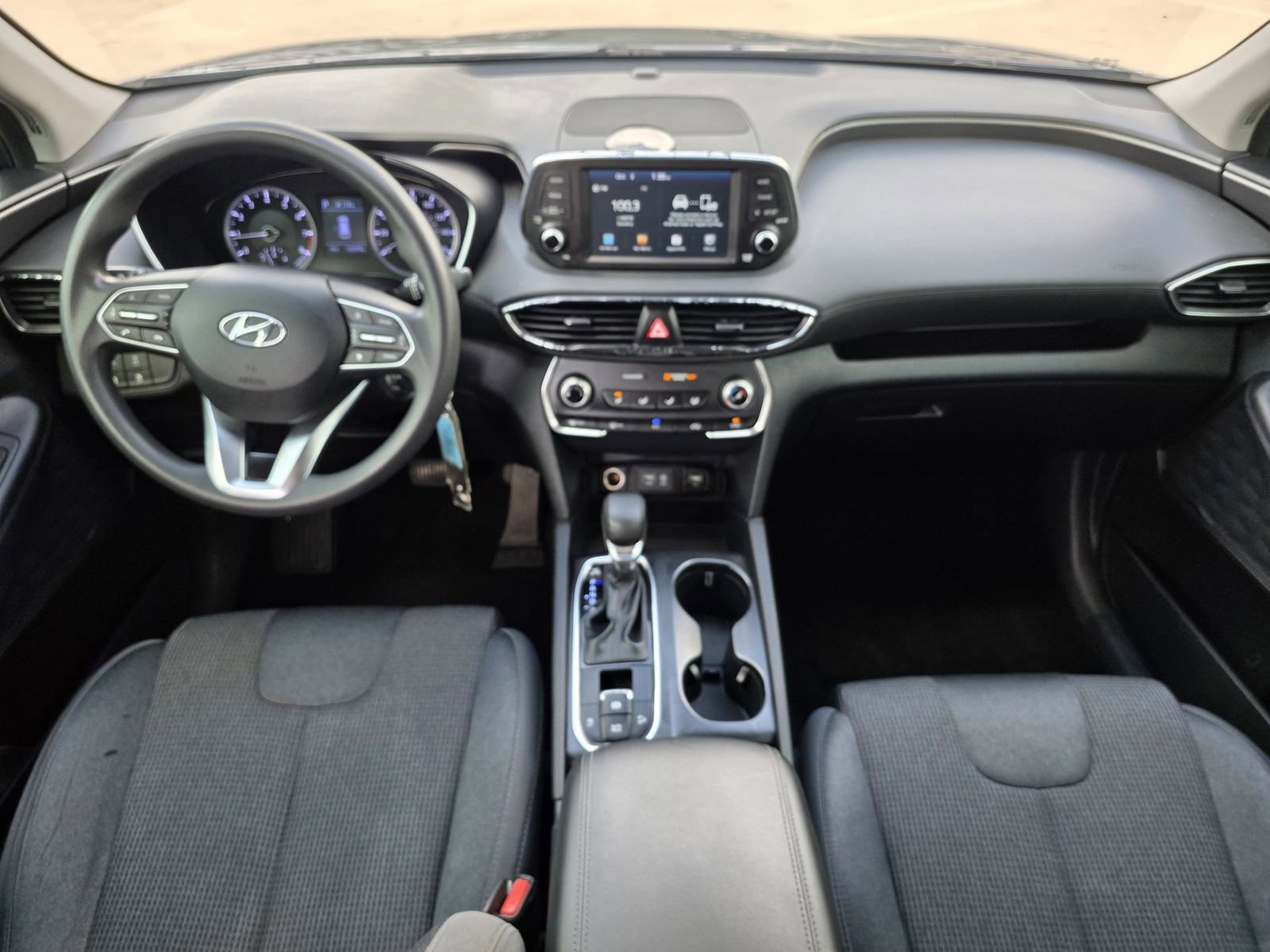 Used 2019 Hyundai Santa Fe SE image 11