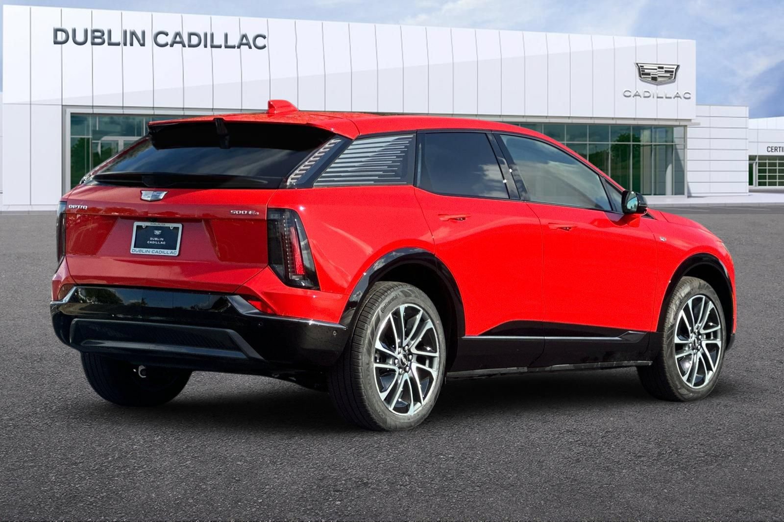 Certified 2025 Cadillac Optiq Sport 2 AWD/4WD image 4