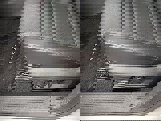 Used 2023 Nissan Rogue SV w/ SV Premium B Package image 21