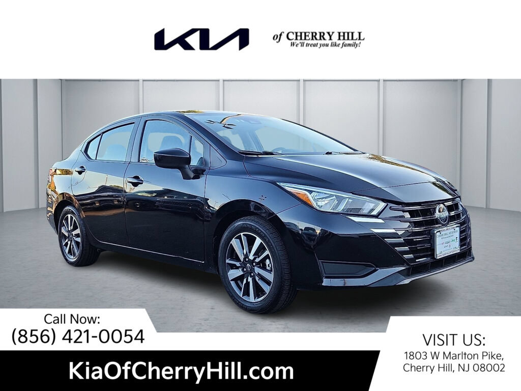 Used 2024 Nissan Versa SV FWD image 1