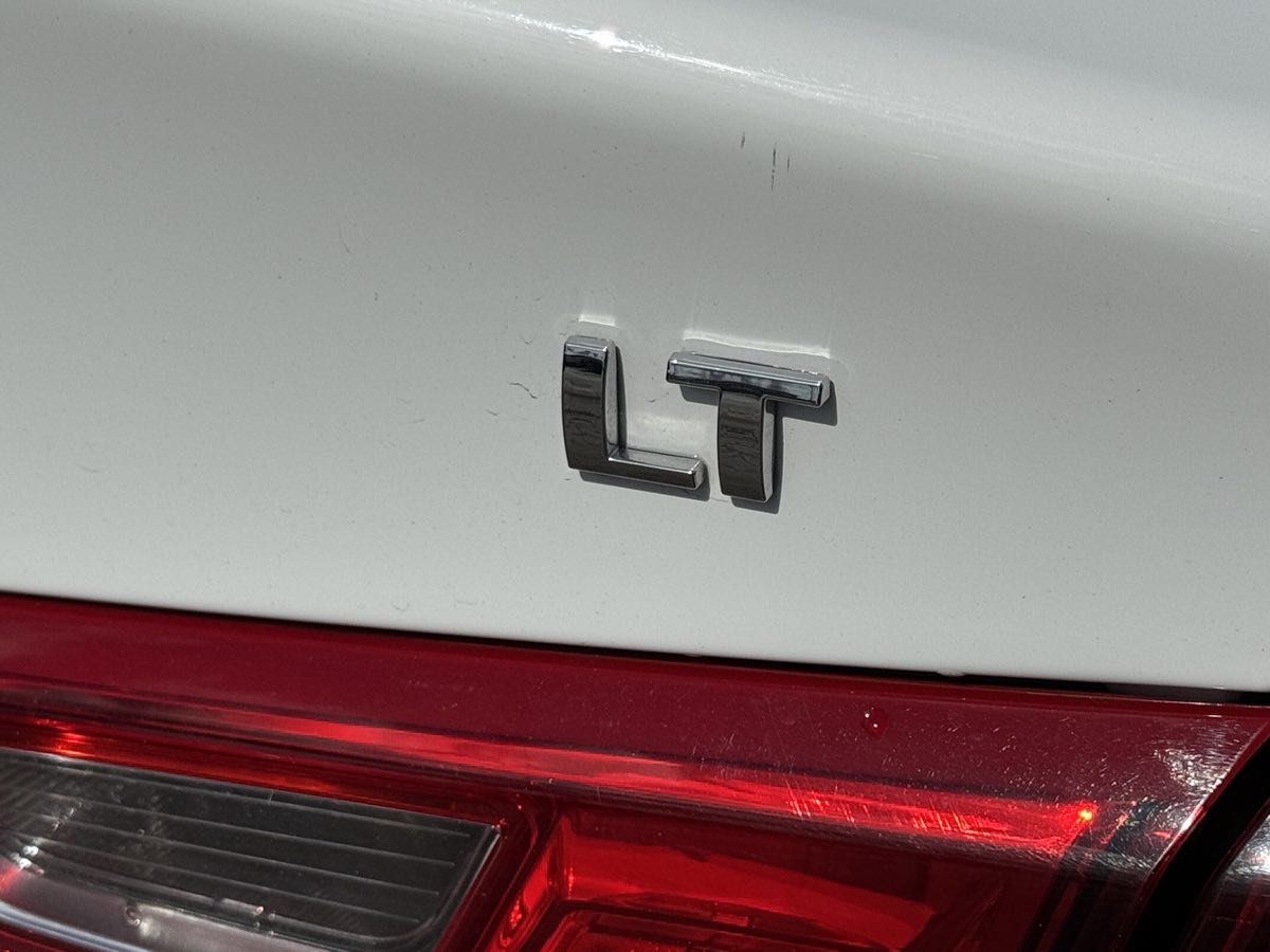 Used 2024 Chevrolet Malibu LT FWD image 14