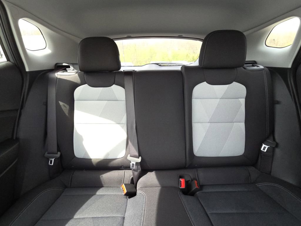 New 2026 Chevrolet Trax LS w/ LS Convenience Package FWD image 25