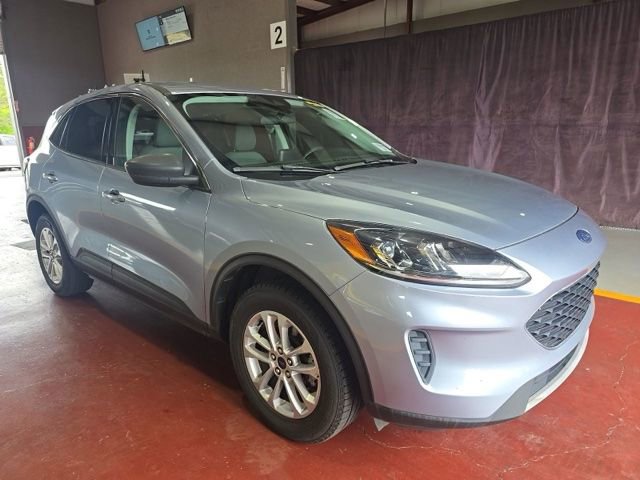 Used 2022 Ford Escape SE AWD/4WD image 2