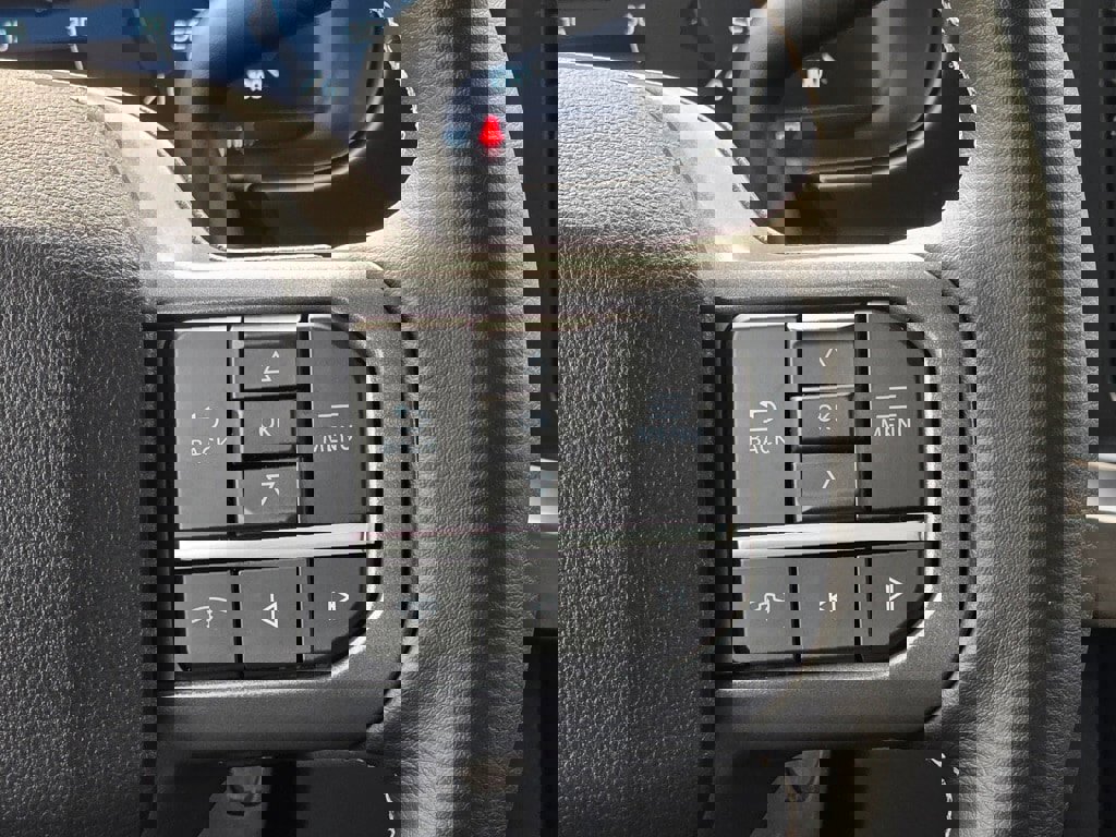 New 2025 Ford F350 Lariat w/ FX4 Off-Road Package image 18