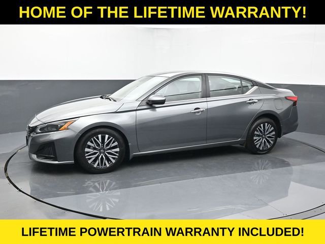 Used 2023 Nissan Altima 2.5 SV AWD/4WD image 3