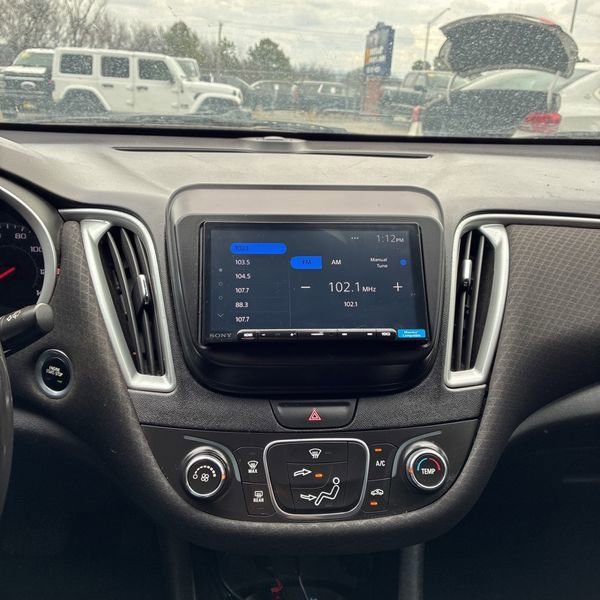 Used 2019 Chevrolet Malibu RS image 11