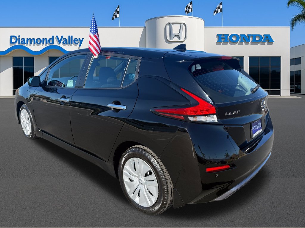 Used 2024 Nissan Leaf S FWD image 4